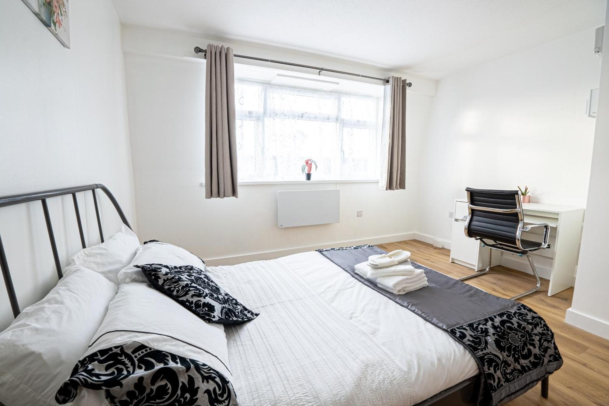 Docklands Near Excel And Airport 2 Double Ensuites For Up To 4 People Quarto em Acomodações Particulares